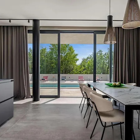 Luxury She For 6 People With 61 M2 Private Pool, Playground & Activities On-side For Adults And Kids * Sterna