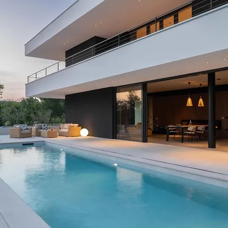 Luxury She For 6 People With 61 M2 Private Pool, Playground & Activities On-side For Adults And Kids