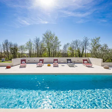 Luxury She For 6 People With 61 M2 Private Pool, Playground & Activities On-side For Adults And Kids Villa *