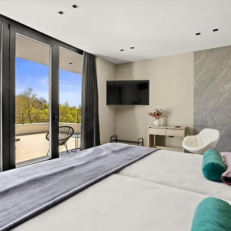Luxury She For 6 People With 61 M2 Private Pool, Playground & Activities On-side For Adults And Kids * Sterna