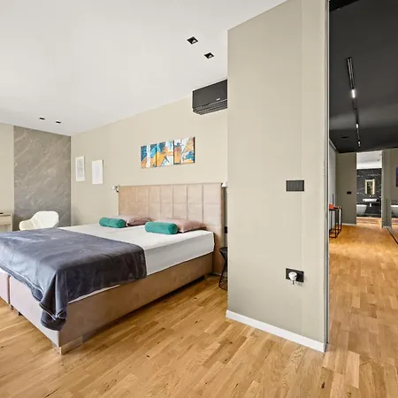 Luxury She For 6 People With 61 M2 Private Pool, Playground & Activities On-side For Adults And Kids Sterna