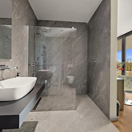 Luxury She For 6 People With 61 M2 Private Pool, Playground & Activities On-side For Adults And Kids