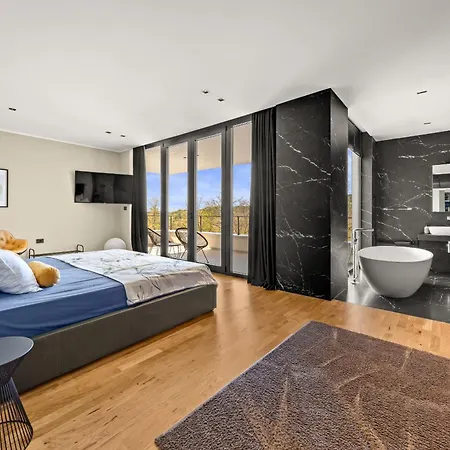 Luxury She For 6 People With 61 M2 Private Pool, Playground & Activities On-side For Adults And Kids Villa